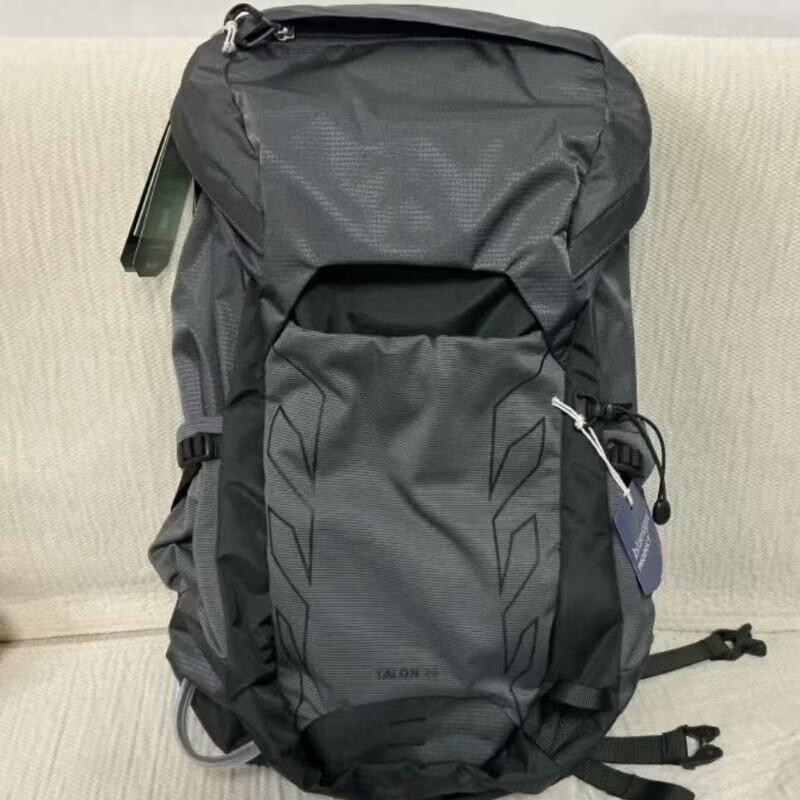 Lightweight Outdoor Hiking & Mountaineering Backpack