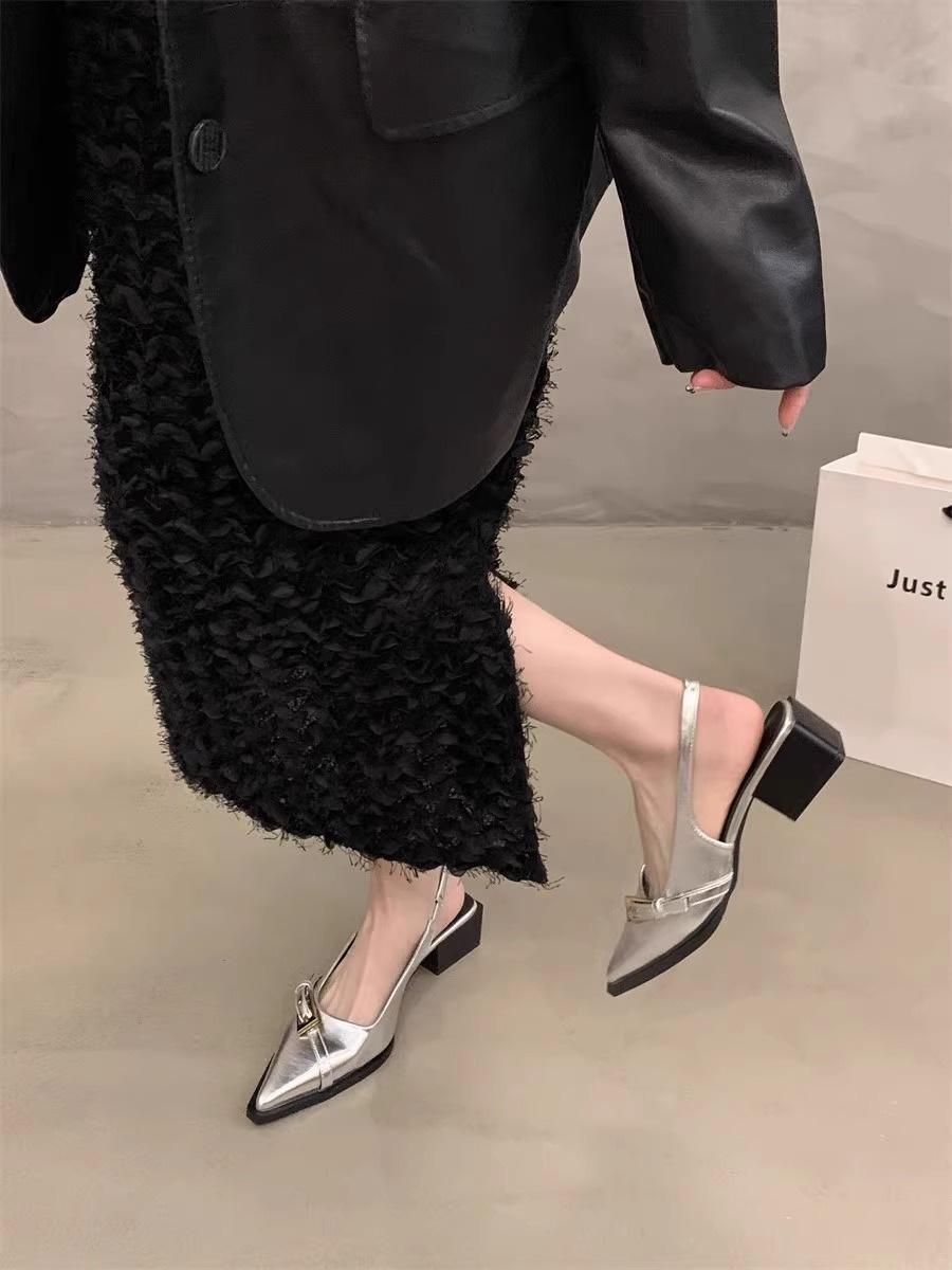 

2025 summer new pointed belt buckle empty elastic belt comfortable thick heel shallow mouth temperament high heel single shoes 40