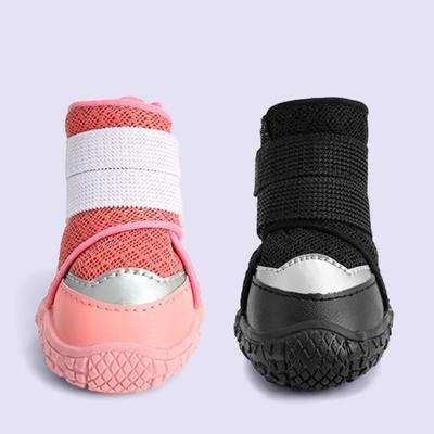 4 Stk./Set Hunde Outdoor Stiefel Atmungsaktive Hundestiefel Rutschfest Abriebfest Hundeschuhe Weiche Wasserdichte Gummisohle Hundestiefel Schnee