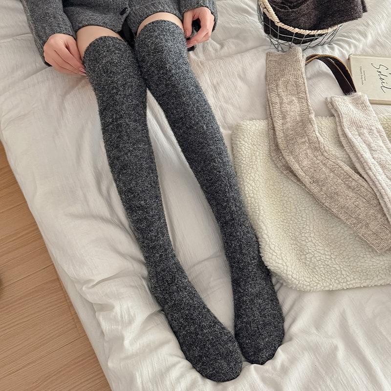 Winter Knee Socks Children Japanese Jk College Wind Stockings Soft Sister Versatile Warm And Thin Warm Fleece Knee Stockings
