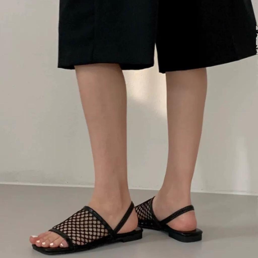 Sheepskin Version~ Korean Fishing Net Surface Square Head Open-toed Sandals Women's Summer 2025 New One-word Flat-bottomed Cool Slippers Outer Wear