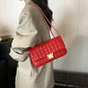 New Summer Versatile Chain Crossbody Bag Fashionable One Shoulder Stick Bag with Lingge Embroidered Thread