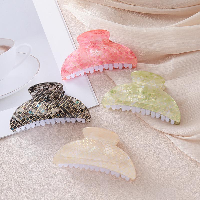 Iridescent Plaid Mother-of-Pearl Shark Clip: Durable, Elegant, Versatile Hair Accessory for Updos and Daily Use.