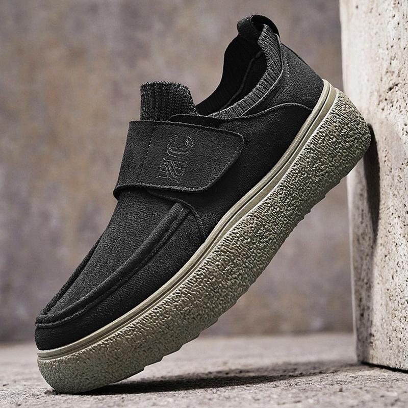 New Fashion Platform Suede Leather Mens Casual Shoes High Quality Men's Thick Bottom Outdoor Fashion Sports Walking Board Shoes