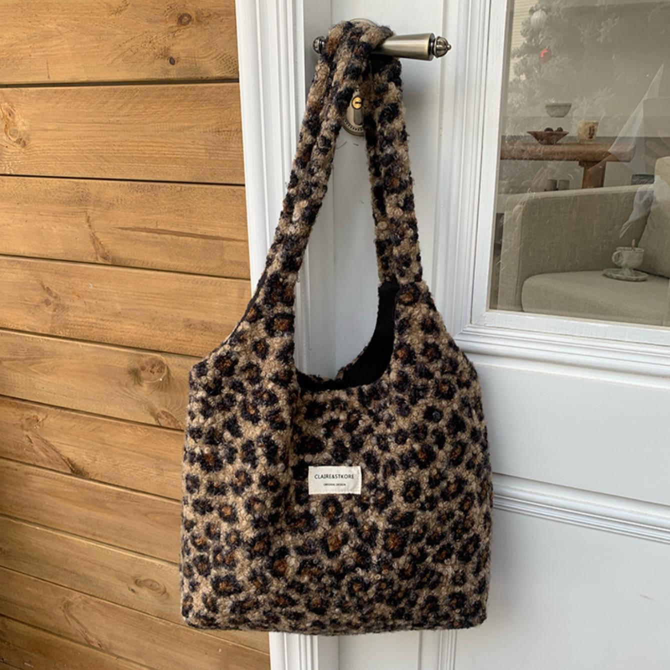 

Travel bag Single-shoulder Sag for Women Large-capacity Bag Leopard Print Tote Bags for Women Large Leopard Print Bag коричневий