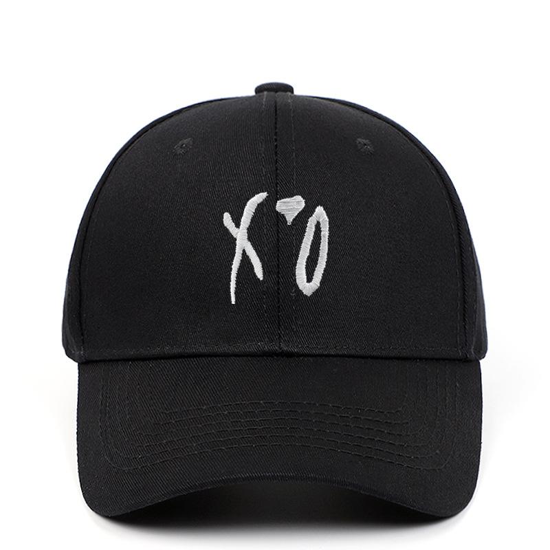 1pc Couple Baseball Cap XO Letters Embroidered Duckbill Hats Outdoor Casual Sports Men Women Sunscreen Baseball Caps for Gifts