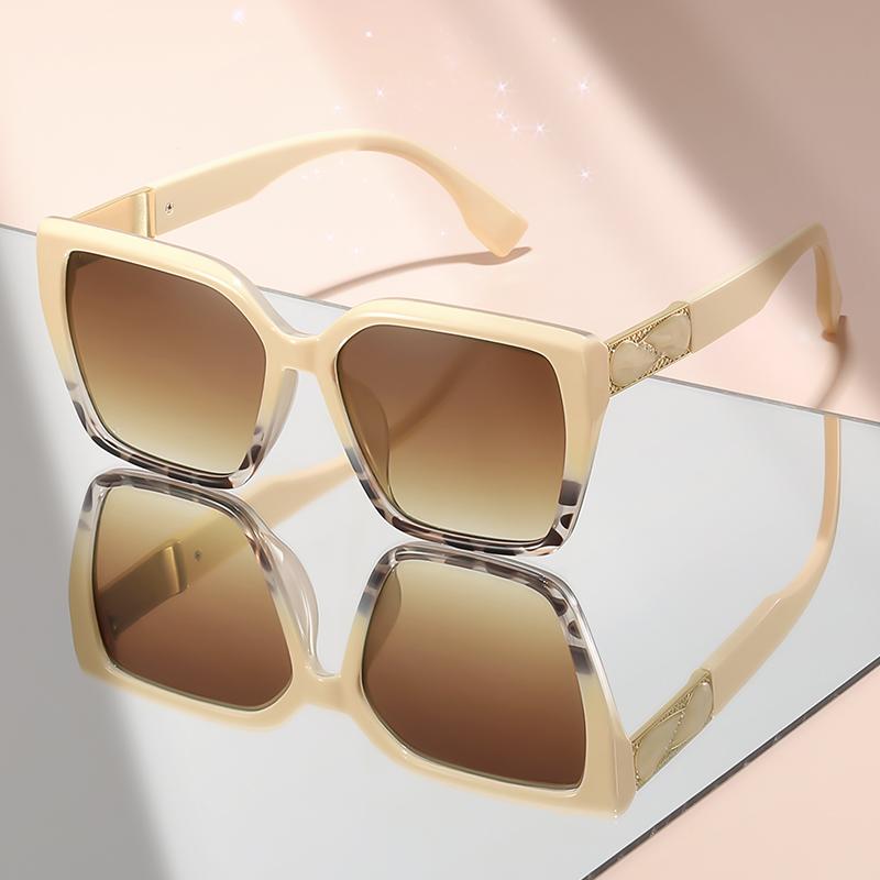 Großrahmige Color-Blocking-Sonnenbrille mit hochwertigem Design und Verzierungen aus Imitationsedelsteinen ist eine modische Sonnenbrille