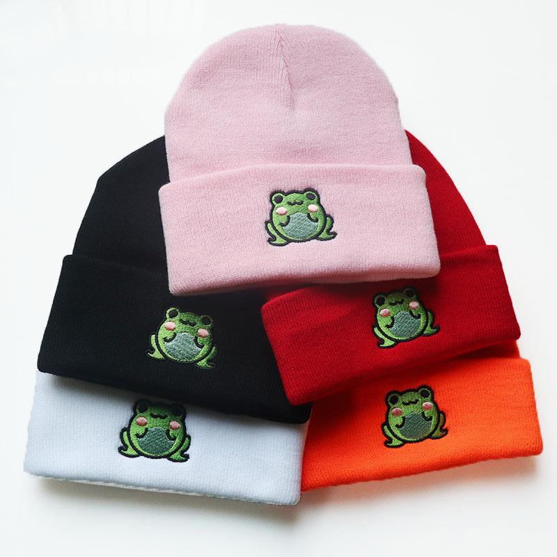 Cute cartoon characters for men and women froggie Knitted hat with frog embroidery Student pullover warm beanie