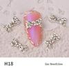 Japanese Style Rhinestone and Pearl Bow Nail Art Accessories