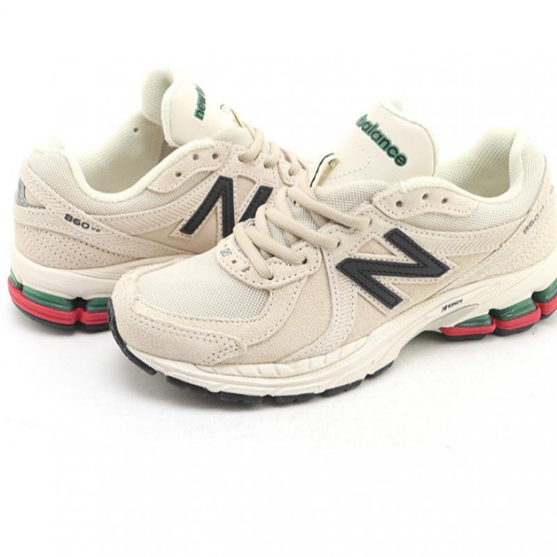 New Balance 860 Beige