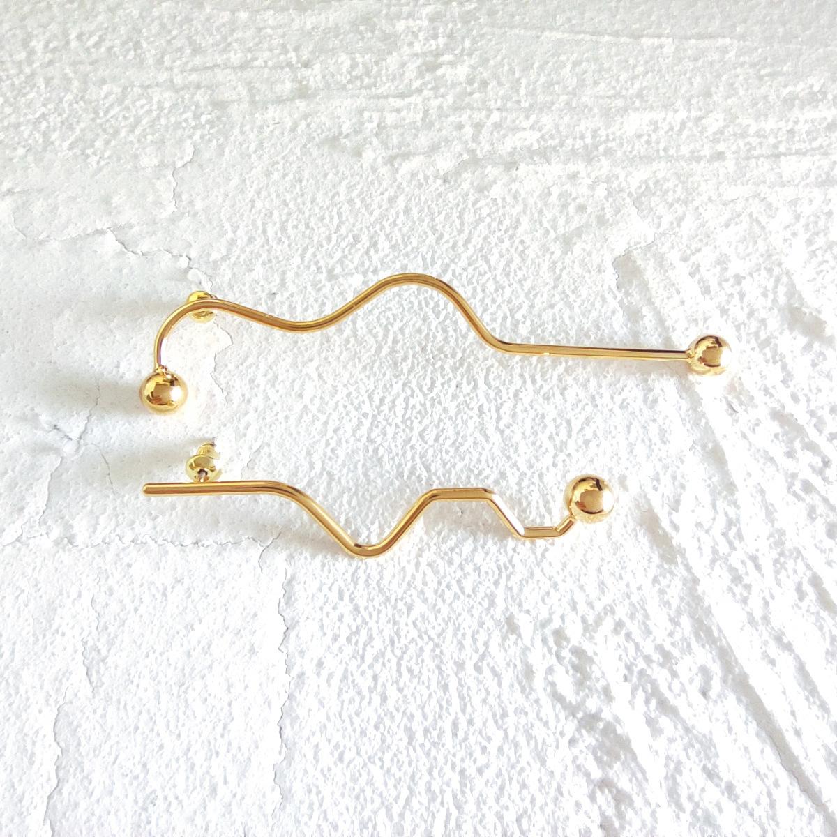 

Retro stud earrings female ins Internet celebrities cold wind long stud earrings niche simple stud earrings design temperament золотой