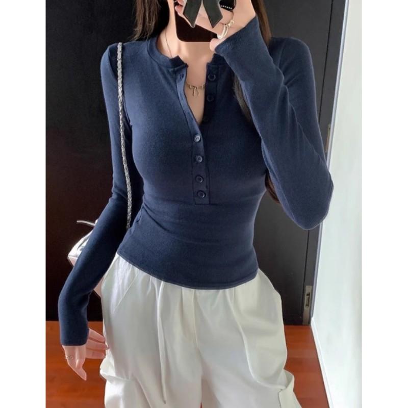 Women’s Autumn V-neck Sexy Button-Up Long-sleeved T-shirt: Slim-fit, Slimming Base Layer Top