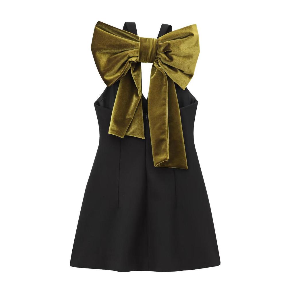 2024 Autumn/Winter European & American Sweet Velvet Spaghetti Strap Dress with Oversized Bow