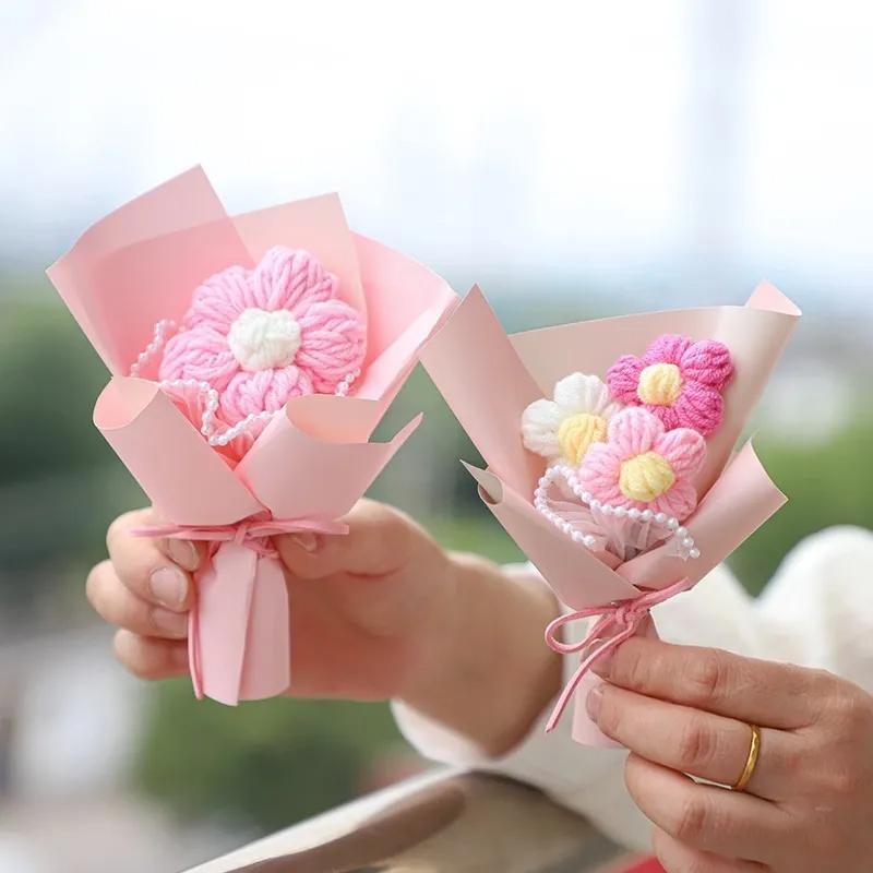 Kitting Flower Bouquet Crochet Flower Artificial Woven Flower Wedding Guests Gifts Teacher's Day Christmas Gifts
