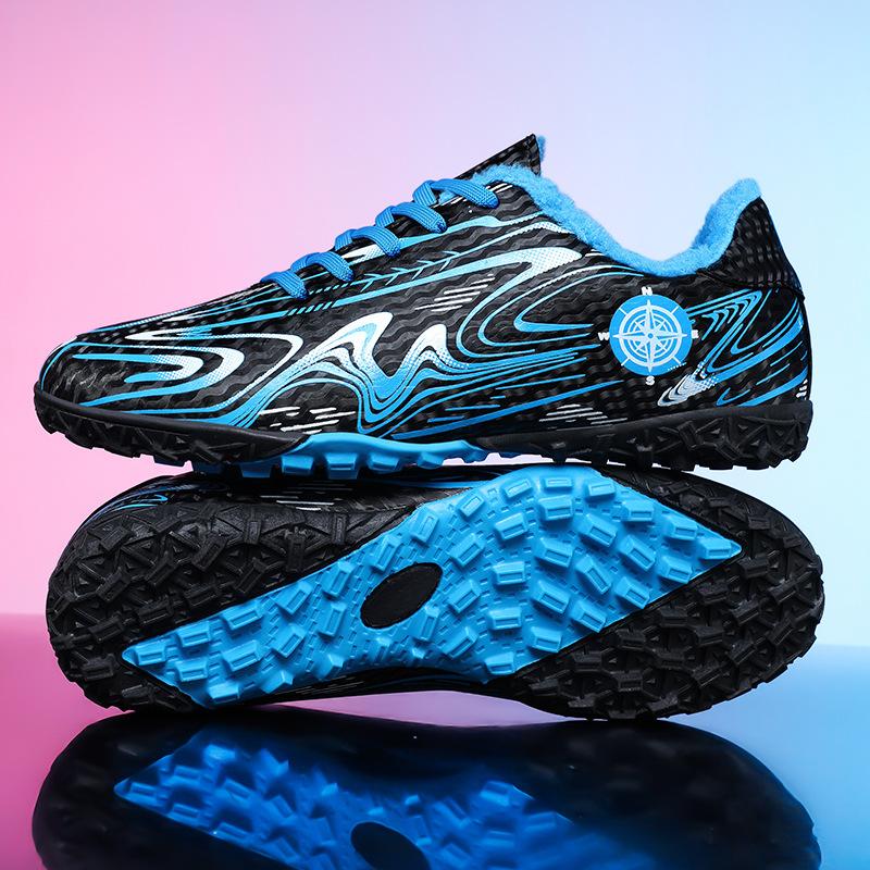 Autumn And Winter Velvet New Long Nails Broken Nails Football Shoes To Keep Warm Youth Game Training Professional Football Shoes