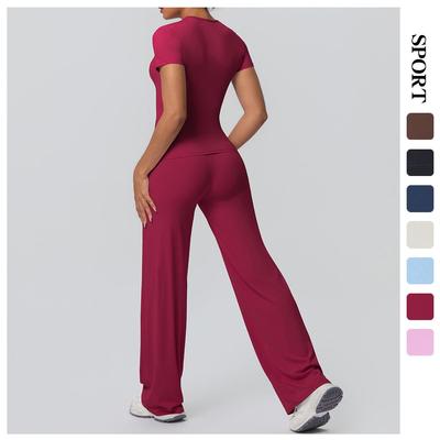 Ensemble de sport respirant à manches courtes et taille haute avec contours croisés pour femmes