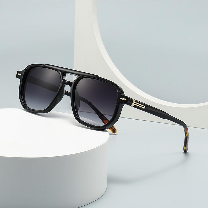 SHAUNA Retro Double Bridges Square Women Sunglasses Shades UV400 Fashion Men Trending Rivets Gradient Sun Glasses