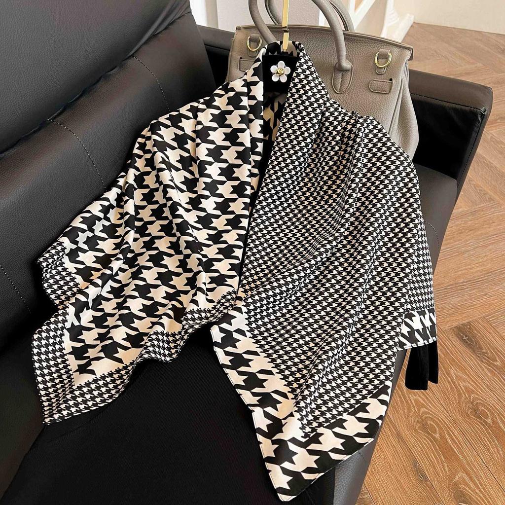 91Cm square scarf silk scarf women's new literary and fashion scarf accessories autumn and winter retro versatile shawl