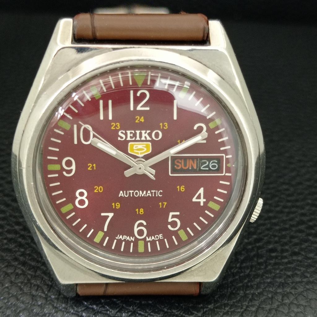 VINTAGE SEIKO 5 AUTOMATIC 7009A JAPAN MENS MAROON COLOR DIAL WATCH a708571-1