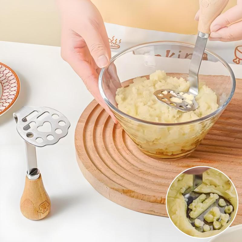 Stainless Steel Wooden Handle Bear Masher Potato Masher Kitchen Tool Sweet Potato Fruit Masher Crushed Potato Outdoor Tableware