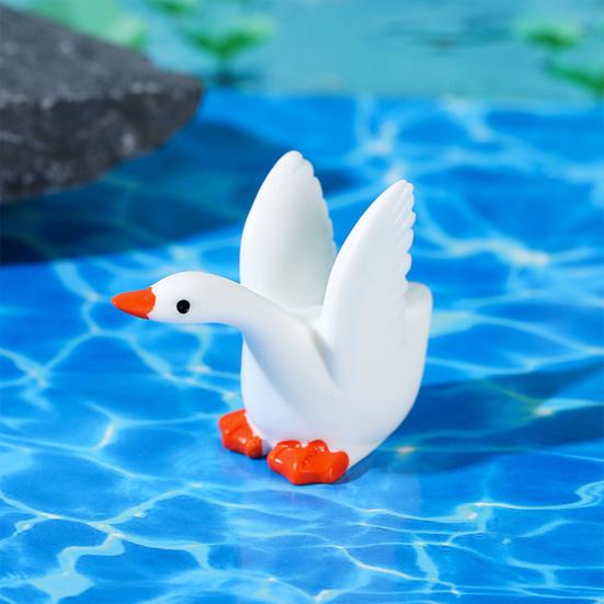 6 ks Mini figurka husy Malá pryskyřičná soška husy Malé roztomilé zvířecí miniatury pro DIY řemesla Ozdoba na dort Mikro krajina Kancelářský stůl Auto