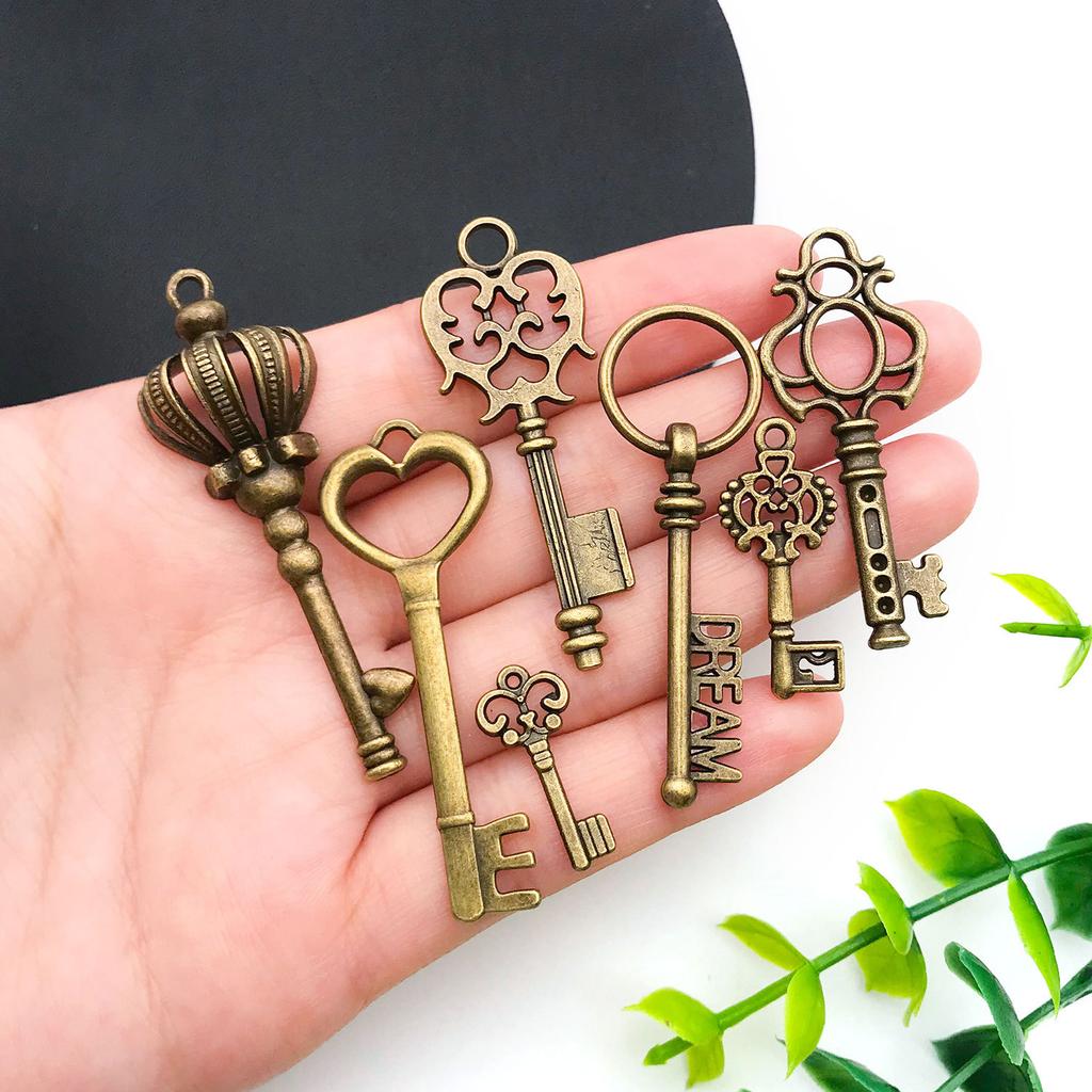 Retro Antique Bronze Color Key DIY Alloy Accessories Fashion Personality Love Pendant