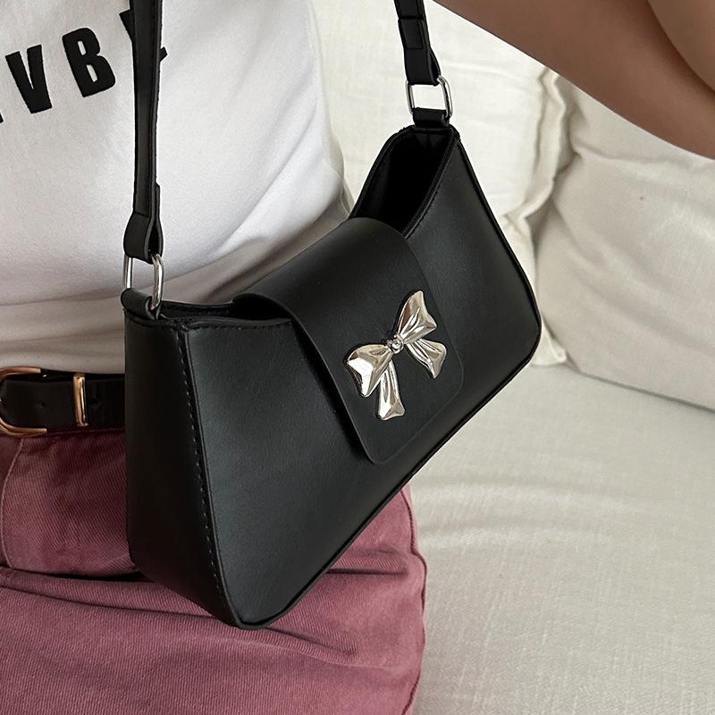 Korean Version Versatile Bag Women's 2025 Spring New Trend Foreign Fashion Shoulder Bag Bow Ins Underarm Bag