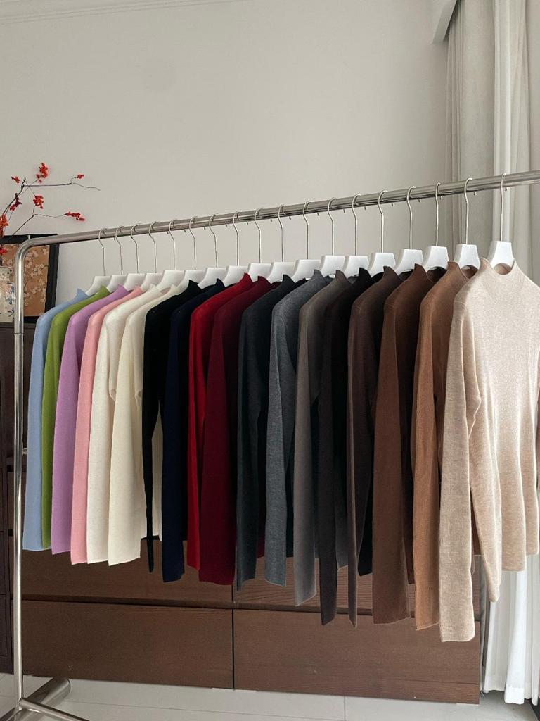 Women's Seamless Wool Pullover: Half-High Collar, Long Sleeve, Solid Color - Autumn/Winter Knit Sweater