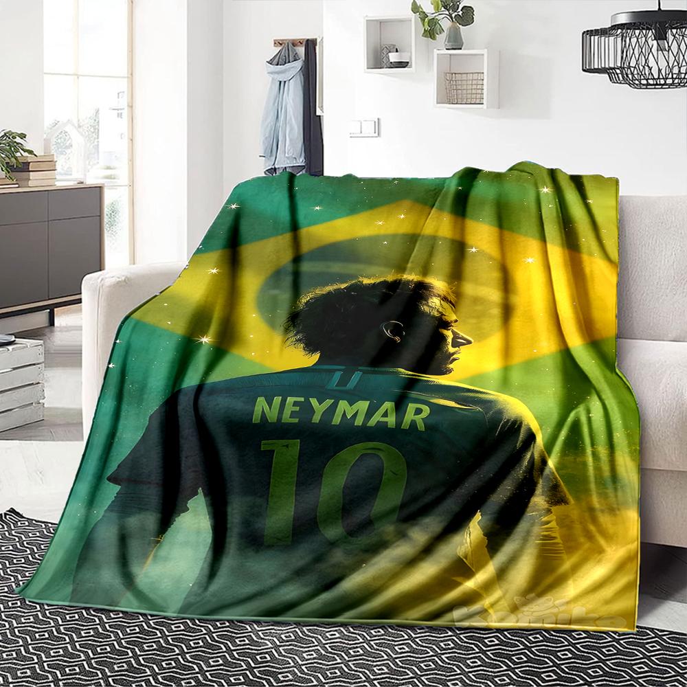 Atmungsaktive und warme Flanelldecke mit Aufdruck einer brasilianischen Fußballlegende, ein stilvolles Geschenk für Zuhause, geeignet für Zuhause, Büro und als Tagesdecke. 15a133