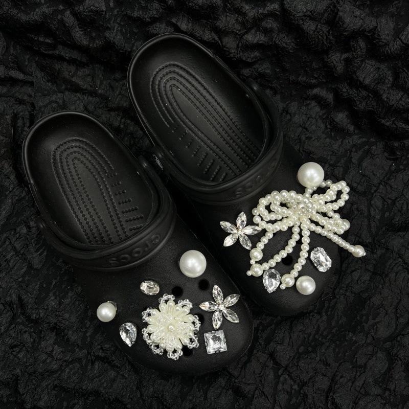 2025 New Model, High-end Feel, Pearl Bow Chain, Beautiful, Pearl Flower, Pearl Shoe Flower of Different Sizes, Diamond Shoe Buckle