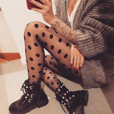 Collant sexy da donna con stampa a punti in nylon estivo Collant sexy da donna a rete a rete senza cuciture per ragazze Dolce attillato in seta bianca nera