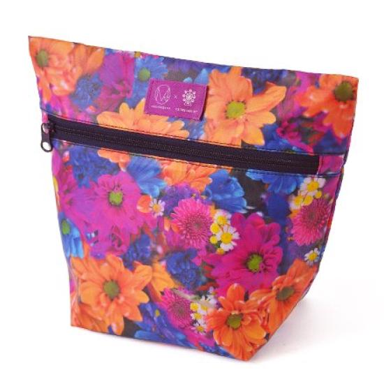 

COLORFUL CANDY STYLE Deodorizing Diaper Pouch Diaper Bag for Made in Margaret Daisy B1205200 (Zippered) Outings, Japan, Design,