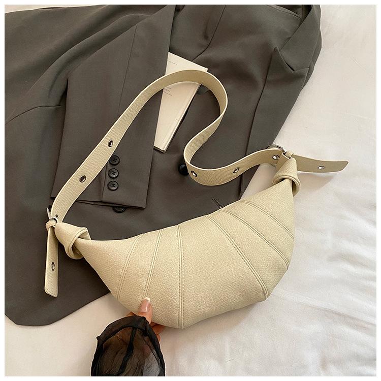 Casual personality large capacity simple dumpling bag beautiful 2025 new summer fashion wide shoulder strap shoulder bag