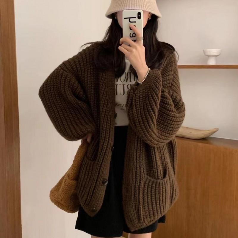 Womens Oversized Chunky Knit Cardigan Sweater V-Neck Long Sleeve Loose Fit Cozy Warm Winter Outerwear