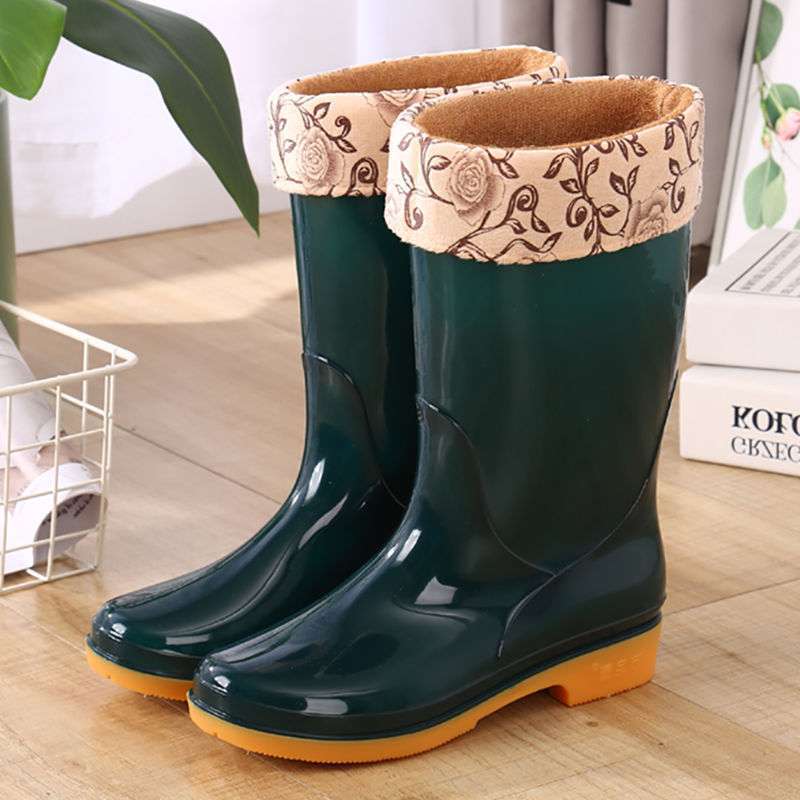 High rain boots rain shoes waterproof shoes glue shoe cover shoes women's fashion medium tube velvet cotton warm adult non-slip kitchen summer