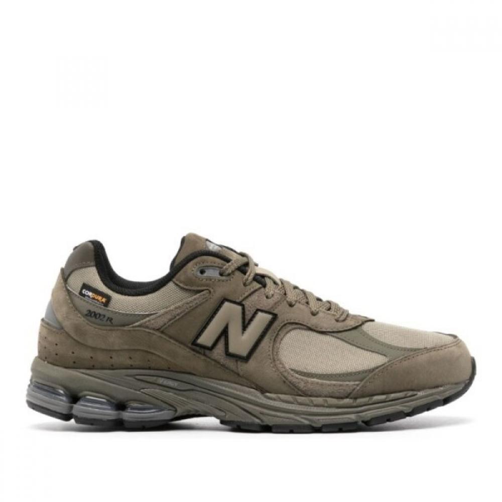

New Balance Lace Up Mesh Panel Sneakers M2002rpk Camogreen US9