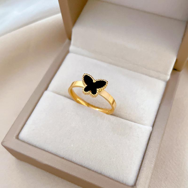 New Stainless Steel Flower Ring for Women Temperament Fashion Five Leaf Rings Trendy Charm Party Jewelry Gifts Wholesale 18mm