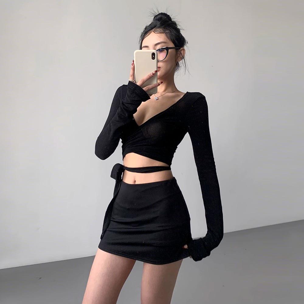 

Женская спортивная мини-юбка для йоги со встроенными защитными шортами - Утягивающая, Защищающая от просвечивания, А-силуэта One Size (80-110 lbs) чёрный