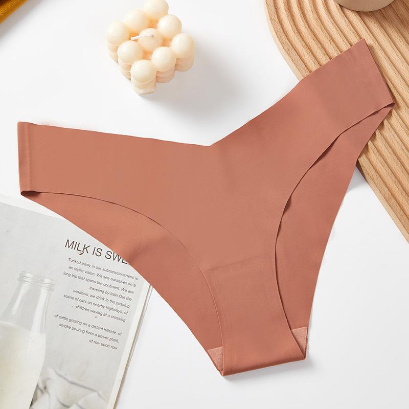 Women's Summer Ice Silk Seamless Breathable One Piece Low Waist Thong Underwear