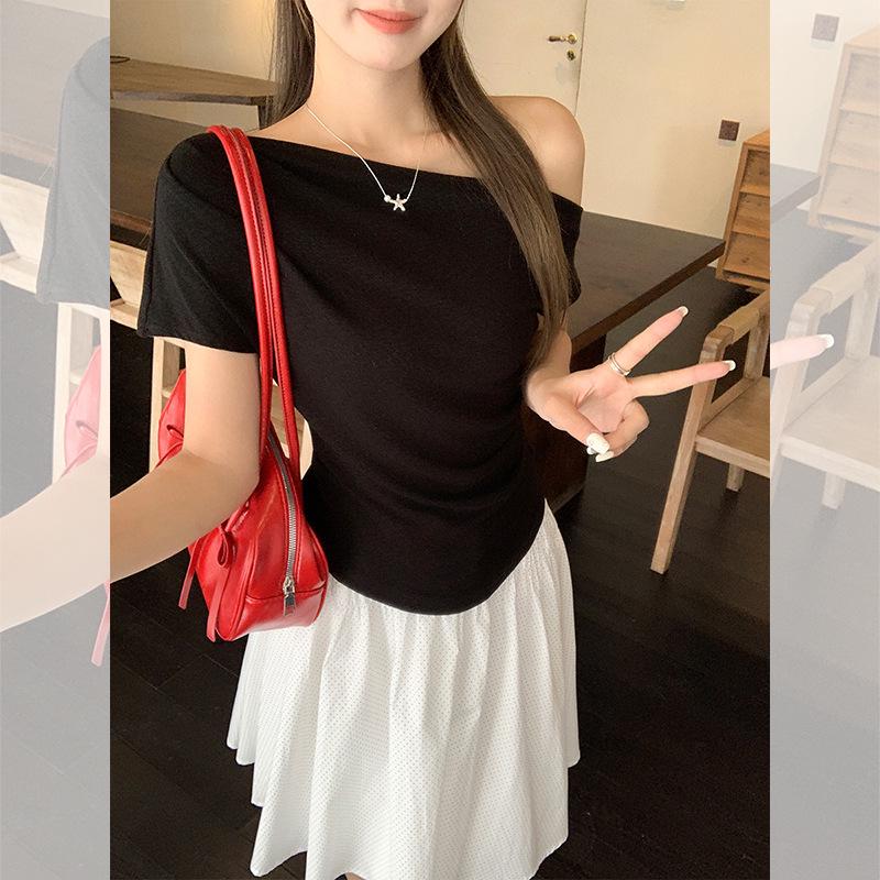 Summer 2026 One-Shoulder Waist-Cinching Knitted Top
