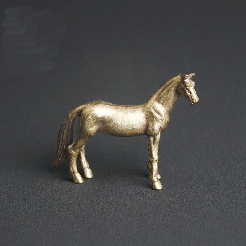 Single Piece Long Tail Horse Feng Shui Figurine In Copper for Prosperity