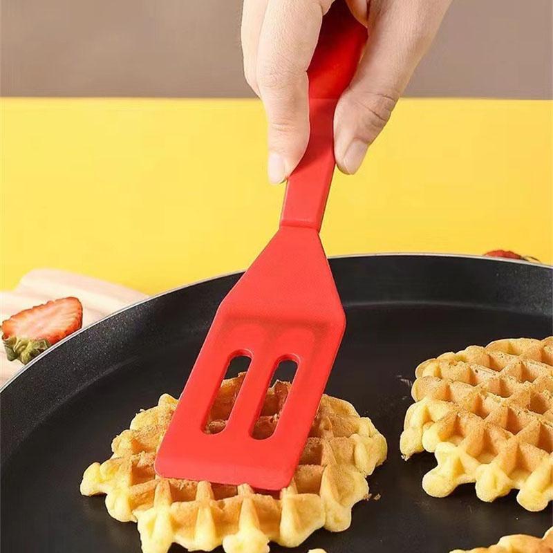 2pcs Silicone Egg Spatula Flipper Thin Omelette Turner Heat Resistant Non Stick Pancake Spatula for Cooking Omelet Burgers Pizza