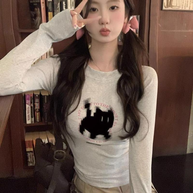 2KWEIRD New Fashion Kawaii Cat Print Grunge T-shirts Autumn Sweet Flower Grey Crop Top Women Y2k Aesthetic Al Match Harajuku Tees