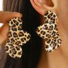 Retro Golden Flower Stud Earrings: Elegant Matte Petal Design for Women