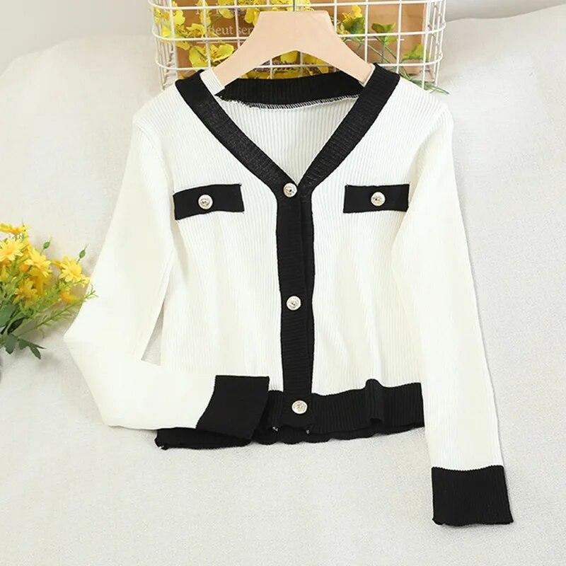 

Укороченный топ с длинными рукавами и пуговицами спереди Трикотаж с V-образным вырезом и цветными блоками Свитера для женщин One Size