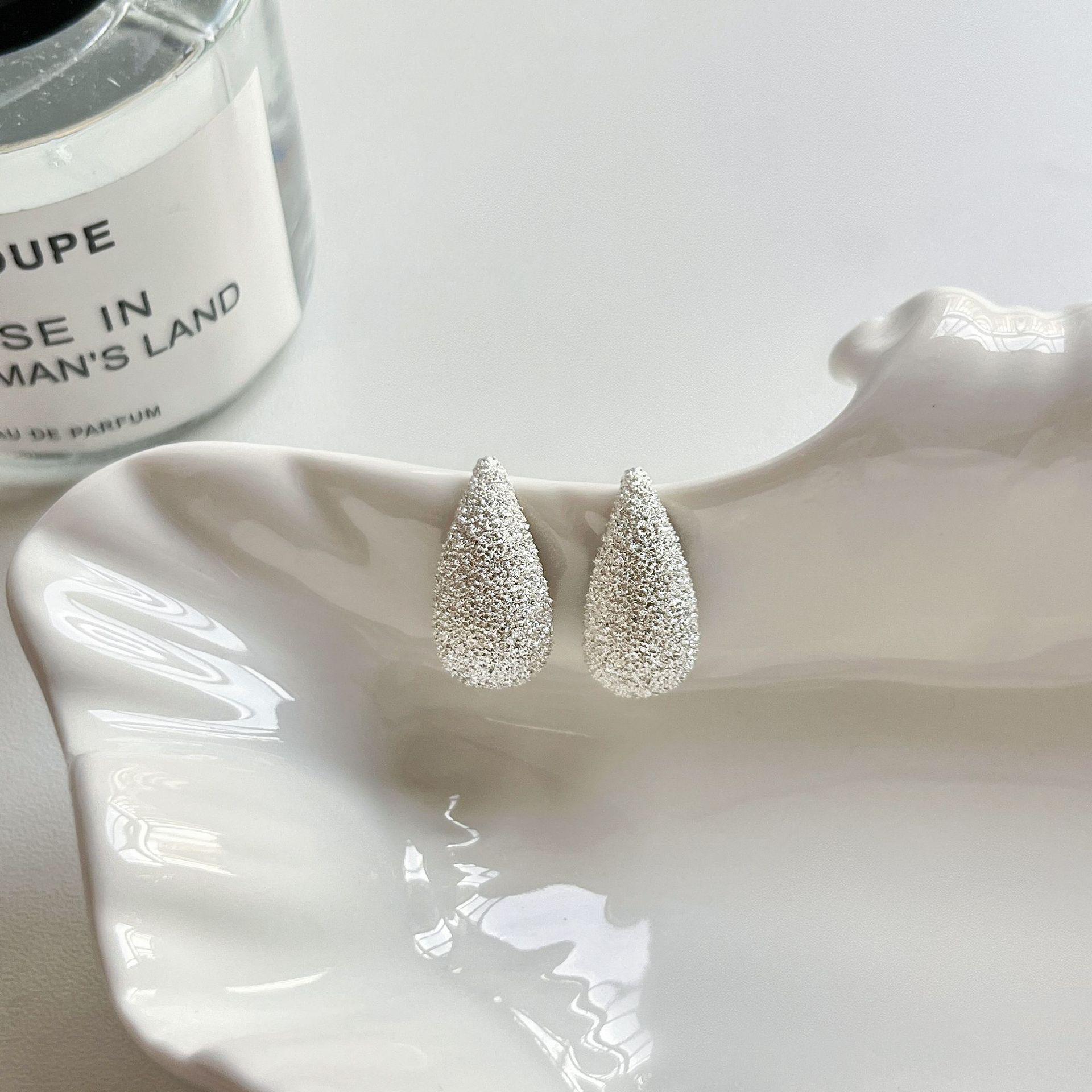 Elegant Frosted Water Drop Geometric Stud Earrings for Women - Versatile and Fashionable Design