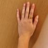 1064STUDIO QUIET THREE RING