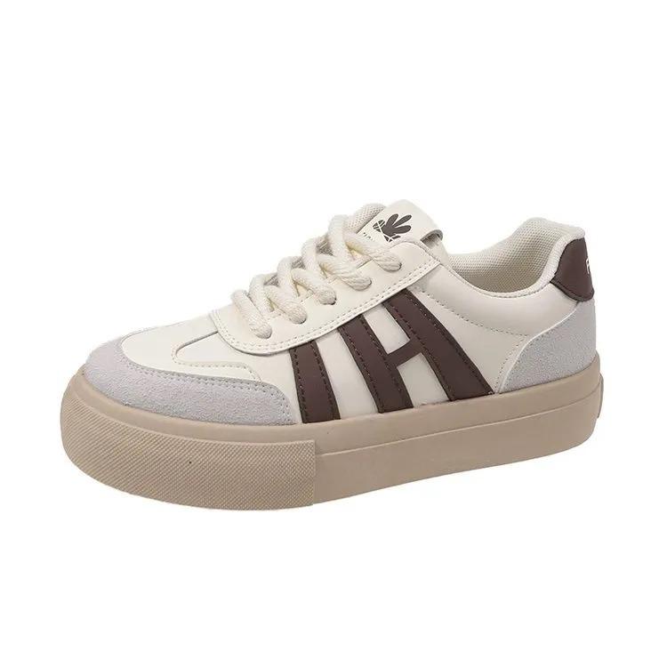 Chaussures blanches à plateforme design pour femmes 2025 printemps et automne nouvelles chaussures d'entraînement allemandes chaussures de ville rétro chaussures de sport décontractées semelle épaisse légère