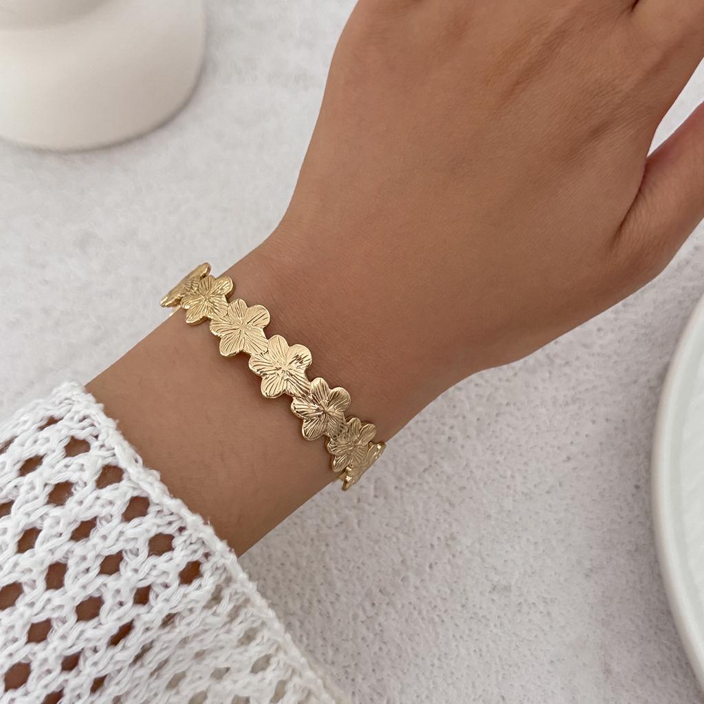 Metallic Flower Bracelet Ocean Vacation Fan Shell Open Bracelet