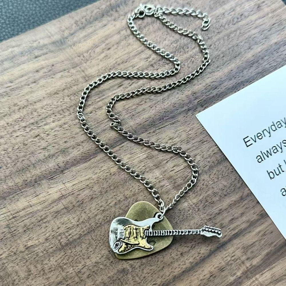 Chain Choker Guitar Pick Necklace Vintage Music Guitar Necklace Punk Rock Pendant Men and Women